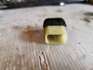 bontott FORD FOCUS I Jobb első Ablakemelő Kapcsoló