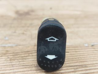 bontott FORD FOCUS I Jobb első Ablakemelő Kapcsoló