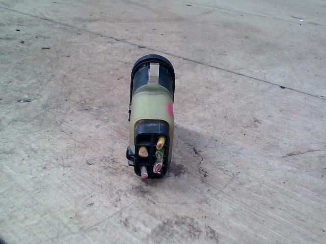 bontott FORD FOCUS I Jobb első Ablakemelő Kapcsoló