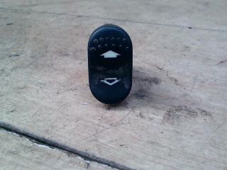 bontott FORD FOCUS I Jobb első Ablakemelő Kapcsoló