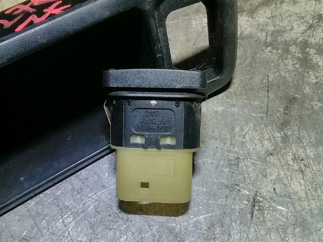 bontott FORD FOCUS I Jobb első Ablakemelő Kapcsoló