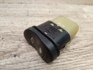 bontott FORD FOCUS I Jobb első Ablakemelő Kapcsoló