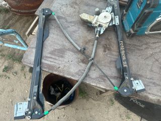 bontott FORD FOCUS I Jobb első Ablakemelő Motor