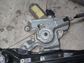 bontott FORD FOCUS I Jobb első Ablakemelő Szerkezet (Elektromos)