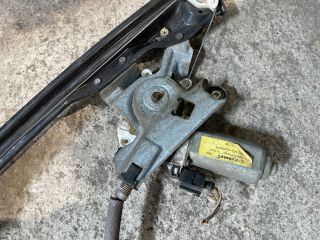 bontott FORD FOCUS I Jobb első Ablakemelő Szerkezet (Elektromos)