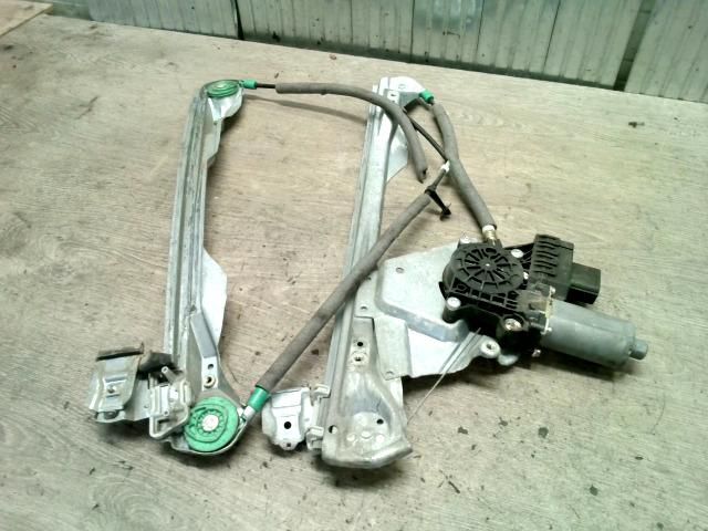 bontott FORD FOCUS I Jobb első Ablakemelő Szerkezet (Elektromos)