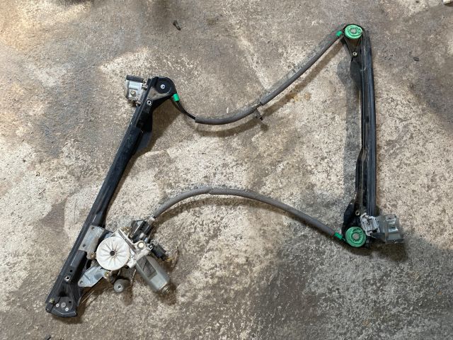 bontott FORD FOCUS I Jobb első Ablakemelő Szerkezet (Elektromos)