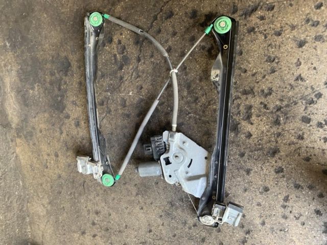 bontott FORD FOCUS I Jobb első Ablakemelő Szerkezet (Elektromos)