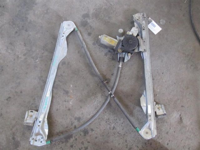 bontott FORD FOCUS I Jobb első Ablakemelő Szerkezet (Mechanikus)