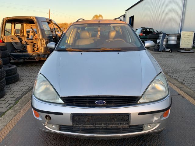 bontott FORD FOCUS I Jobb első Ajtó (Részeivel)