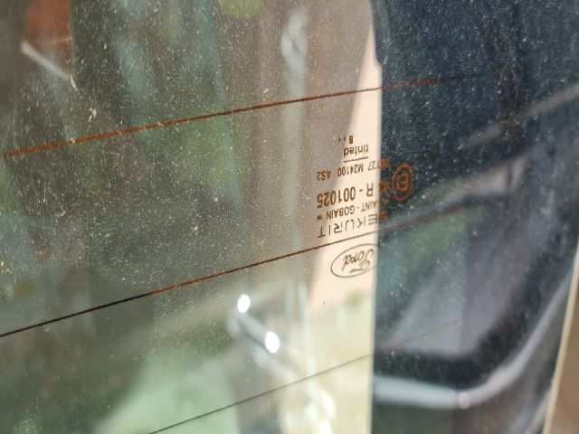 bontott FORD FOCUS I Jobb első Ajtó (Üres lemez)