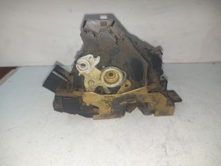 bontott FORD FOCUS I Jobb első Ajtózár