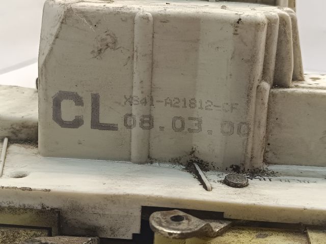 bontott FORD FOCUS I Jobb első Ajtózár