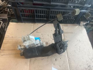 bontott FORD FOCUS I Jobb első Ajtózár