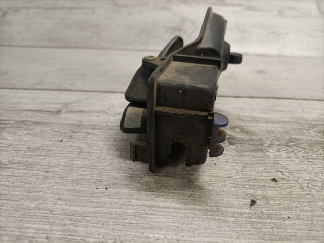 bontott FORD FOCUS I Jobb első Ajtózár