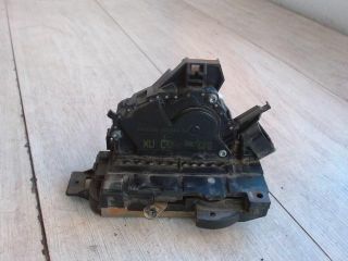 bontott FORD FOCUS I Jobb első Ajtózár