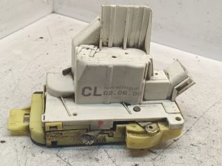 bontott FORD FOCUS I Jobb első Ajtózár