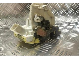 bontott FORD FOCUS I Jobb első Ajtózár