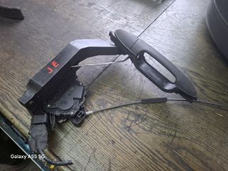 bontott FORD FOCUS I Jobb első Ajtózár