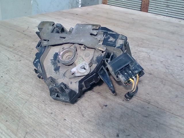 bontott FORD FOCUS I Jobb első Ajtózár