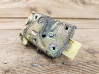 bontott FORD FOCUS I Jobb első Ajtózár