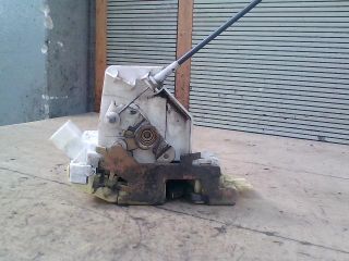 bontott FORD FOCUS I Jobb első Ajtózár