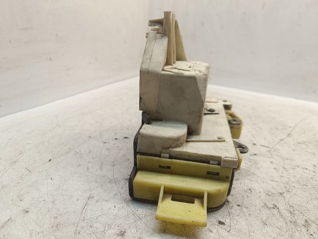 bontott FORD FOCUS I Jobb első Ajtózár