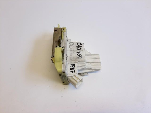 bontott FORD FOCUS I Jobb első Ajtózár