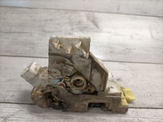 bontott FORD FOCUS I Jobb első Ajtózár