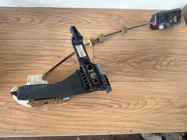 bontott FORD FOCUS I Jobb első Ajtózár