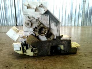 bontott FORD FOCUS I Jobb első Ajtózár