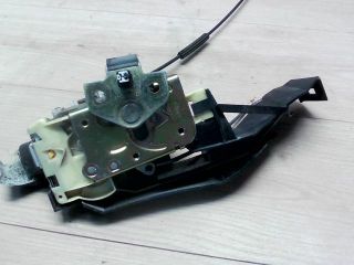 bontott FORD FOCUS I Jobb első Ajtózár