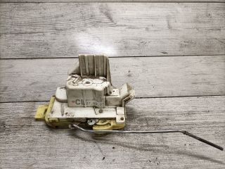 bontott FORD FOCUS I Jobb első Ajtózár