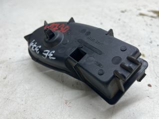 bontott FORD FOCUS I Jobb első Belső Kilincs