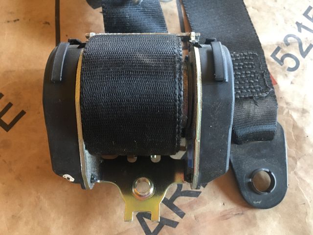 bontott FORD FOCUS I Jobb első Biztonsági Öv