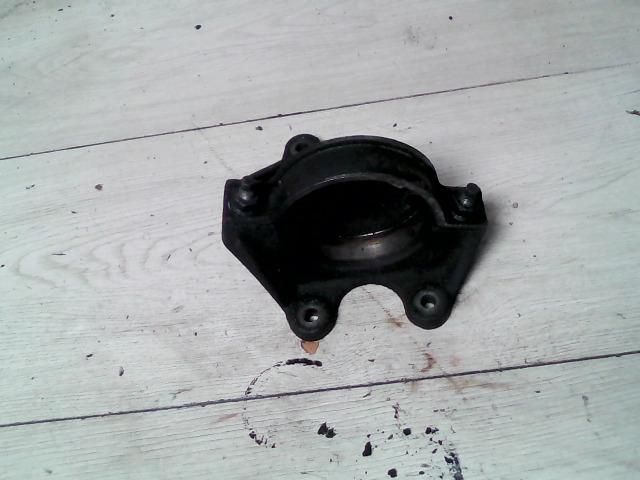 bontott FORD FOCUS I Jobb első Féltengely Tartó