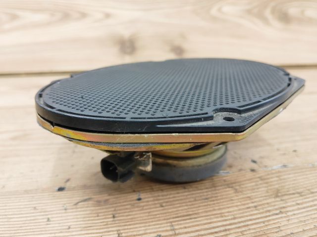 bontott FORD FOCUS I Jobb első Hangszóró