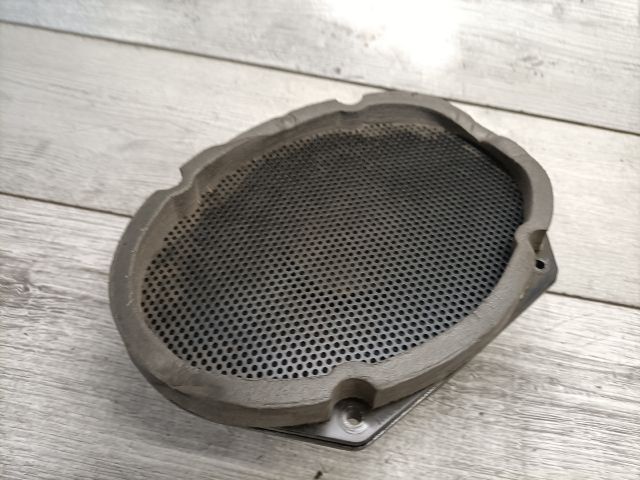 bontott FORD FOCUS I Jobb első Hangszóró