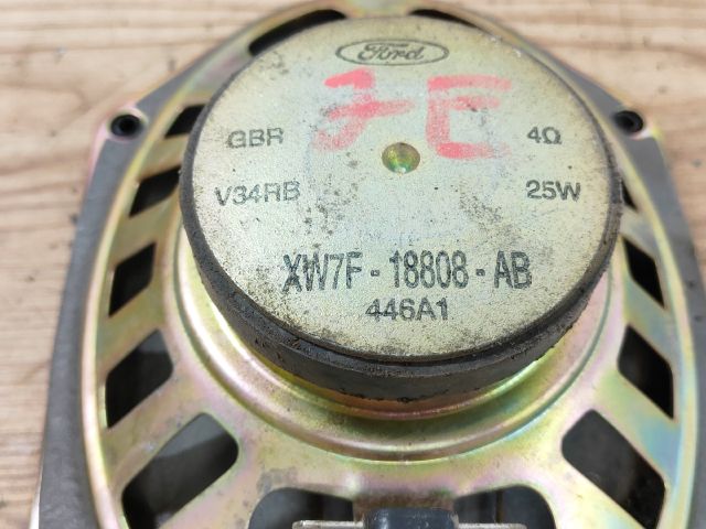 bontott FORD FOCUS I Jobb első Hangszóró