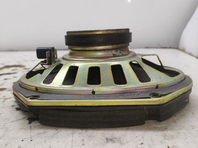 bontott FORD FOCUS I Jobb első Hangszóró