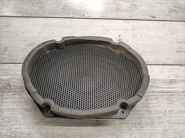 bontott FORD FOCUS I Jobb első Hangszóró