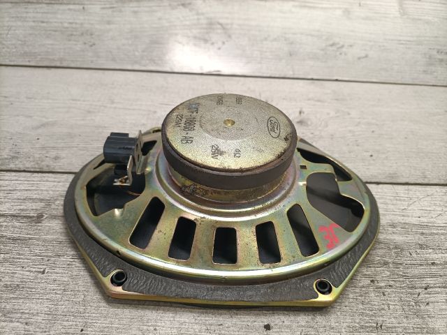 bontott FORD FOCUS I Jobb első Hangszóró