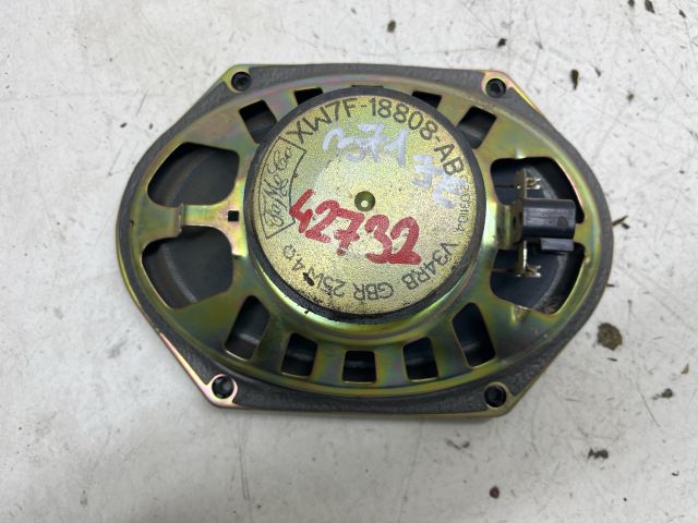 bontott FORD FOCUS I Jobb első Hangszóró