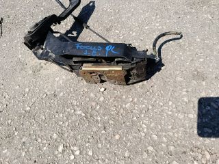 bontott FORD FOCUS I Jobb első Központizár Motor