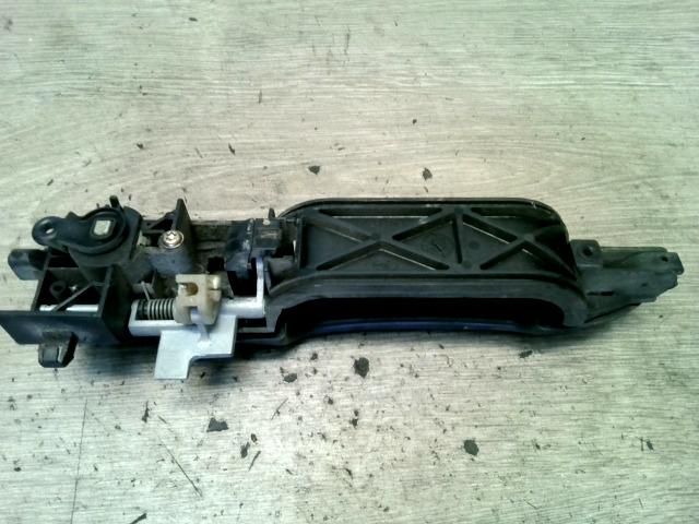 bontott FORD FOCUS I Jobb első Külső Kilincs