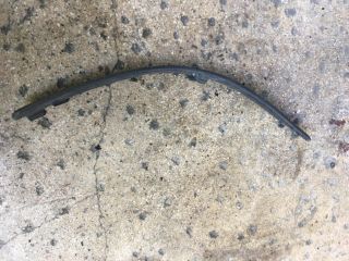 bontott FORD FOCUS I Jobb első Lökhárító Díszléc