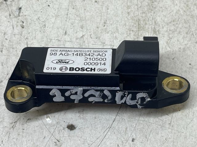 bontott FORD FOCUS I Jobb első Oldal Ütközés Érzékelő