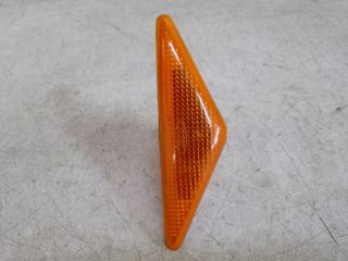 bontott FORD FOCUS I Jobb első Sárvédő Irányjelző