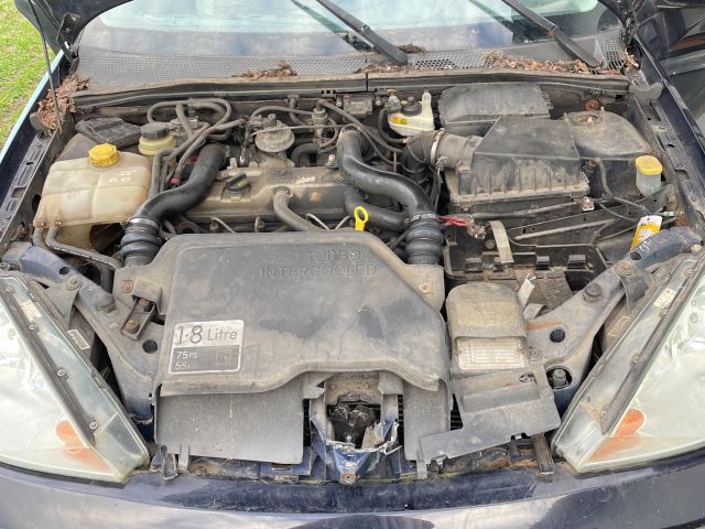 bontott FORD FOCUS I Jobb első Sárvédő Irányjelző