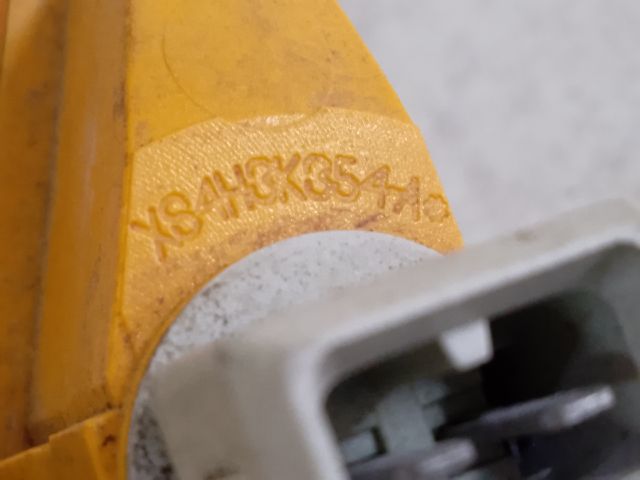 bontott FORD FOCUS I Jobb első Sárvédő Irányjelző